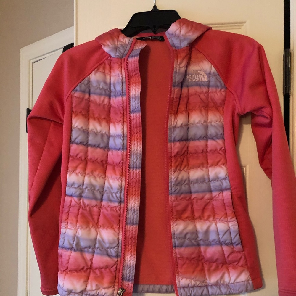 The North Face Thermoball Arcata Hoody Pink Jacket